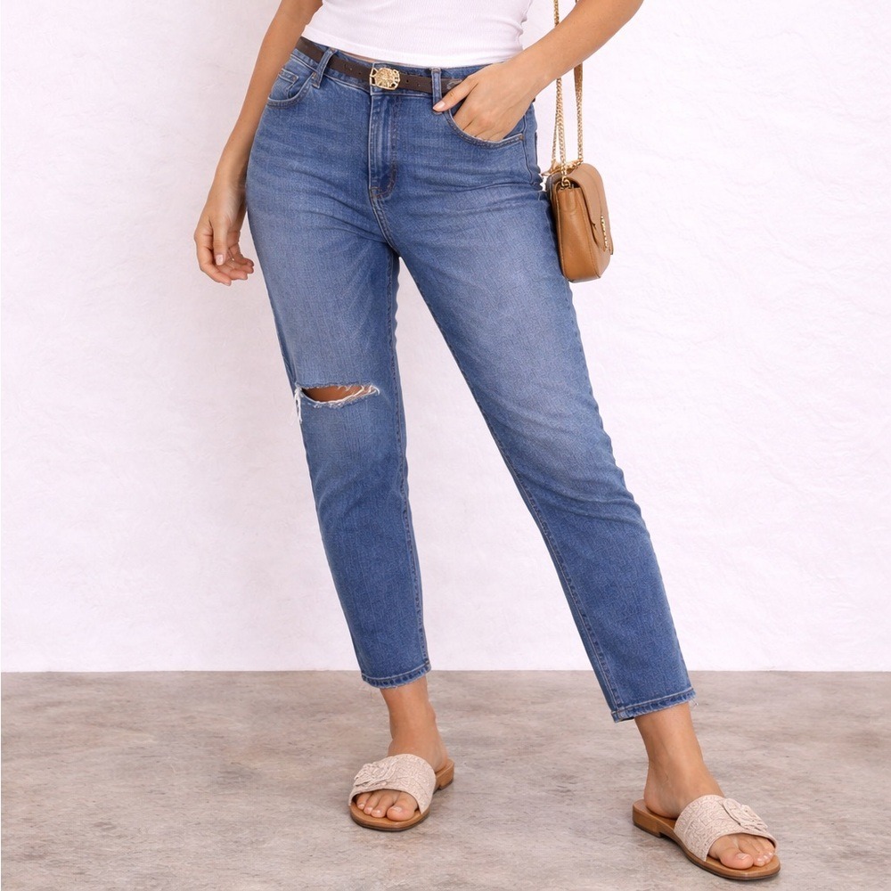 Abercrombie & Fitch The Mom High Rise Distressed Jeans Blue 29/8 Medium Wash